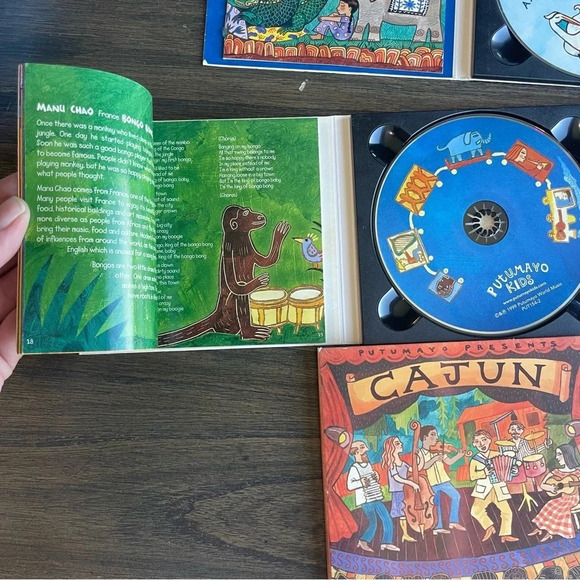 Putumayo Kids World Music CD Bundle - Picture 6 of 8
